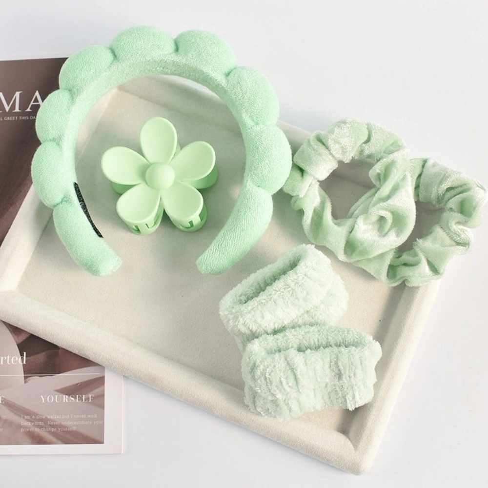 Mint Green Hair Accessory Set